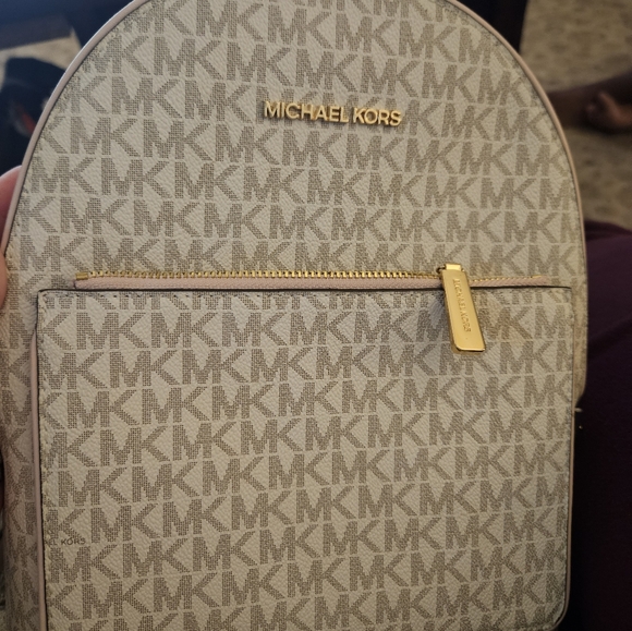 MK backpack - Picture 2 of 3